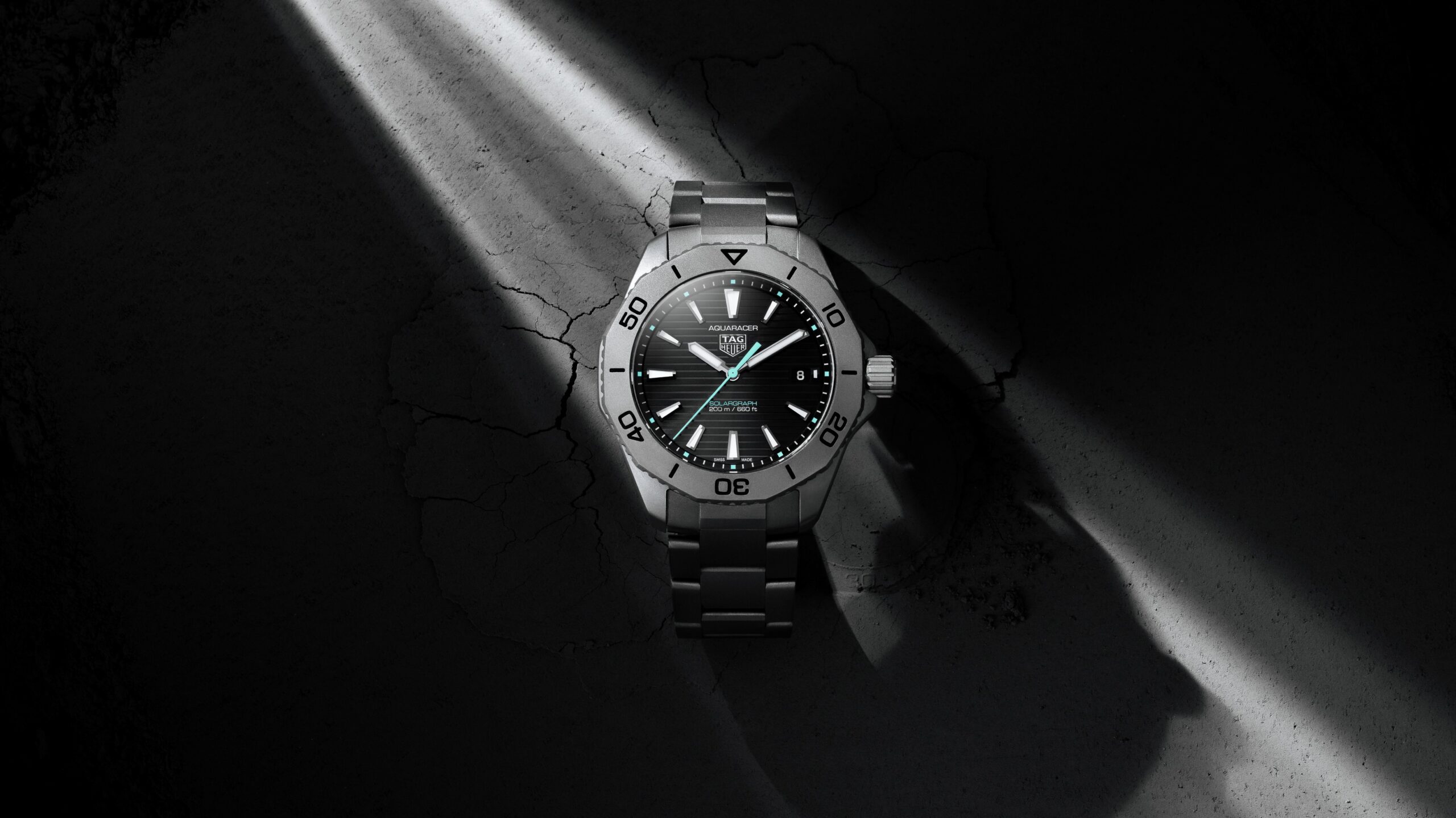 Tag Heuer Aquaracer Professional 200 solargraph